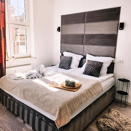 Cloud 9 King Size Bed - Old Town View Gdansk Ogarna Apartment Ngoại thất bức ảnh