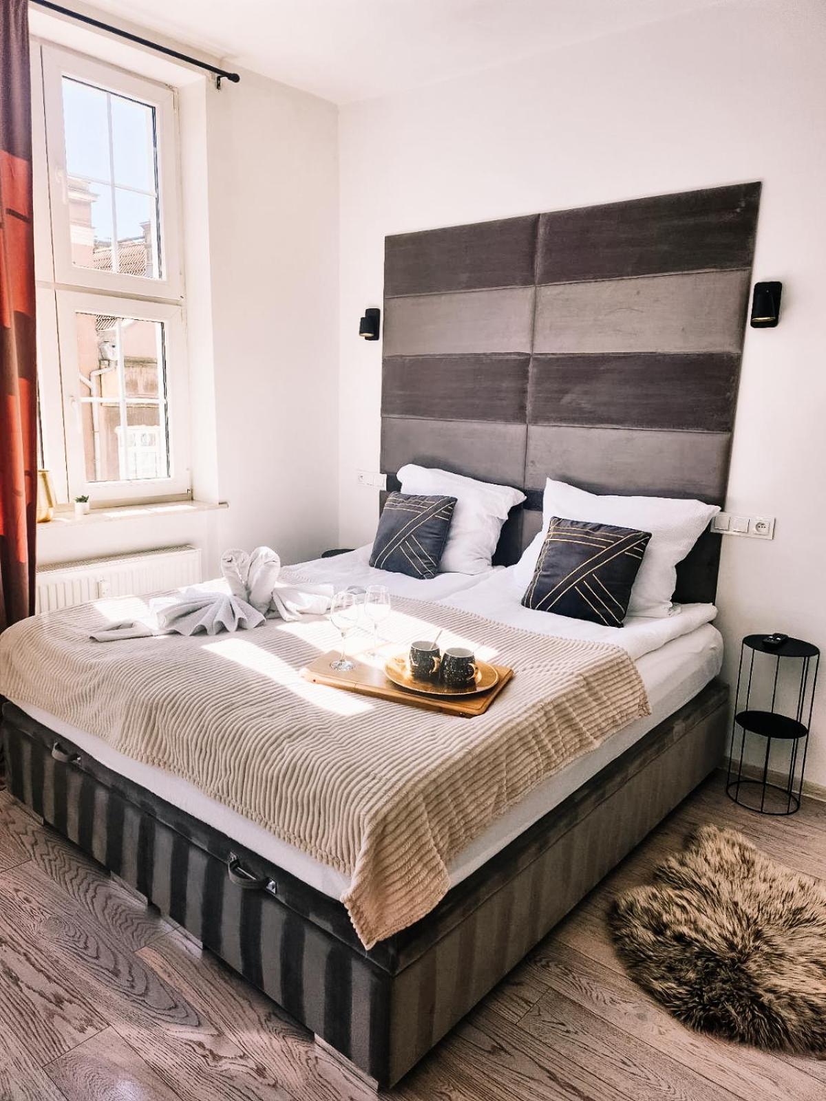 Cloud 9 King Size Bed - Old Town View Gdansk Ogarna Apartment Ngoại thất bức ảnh